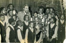 Viv Castro ! Nanmèd pou Duvalier !